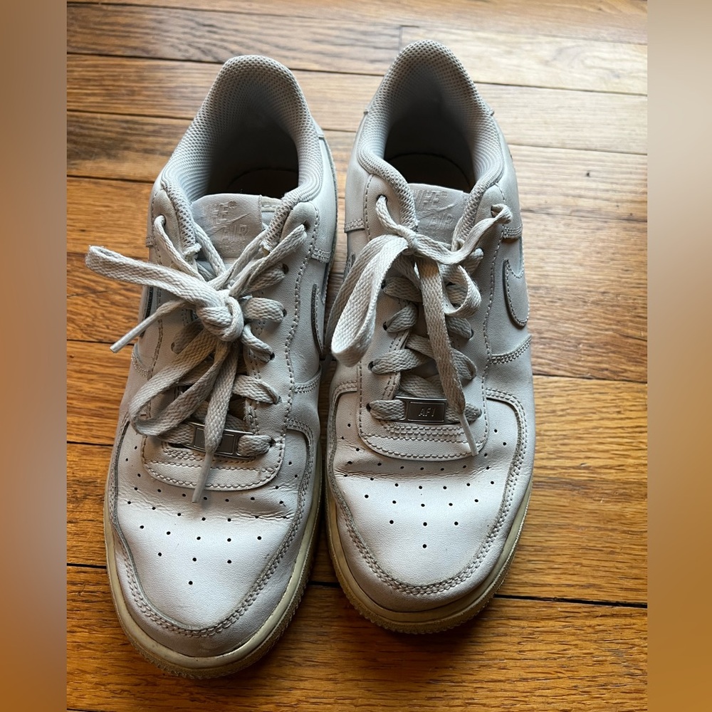 Nike Air Force 1 Youth Size